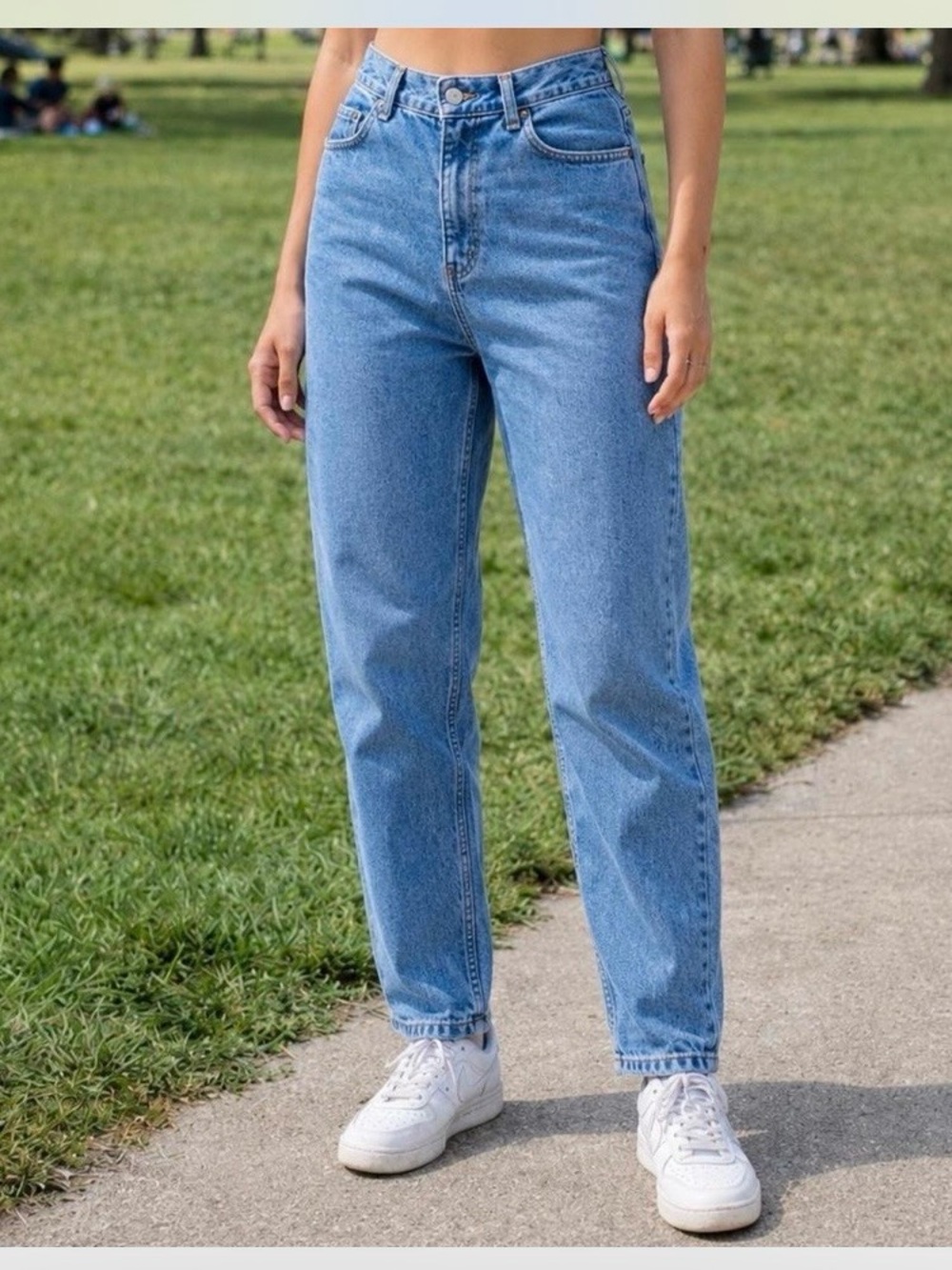 L.L. Bean Women's Straight Leg Jeans — Light Blue Denim